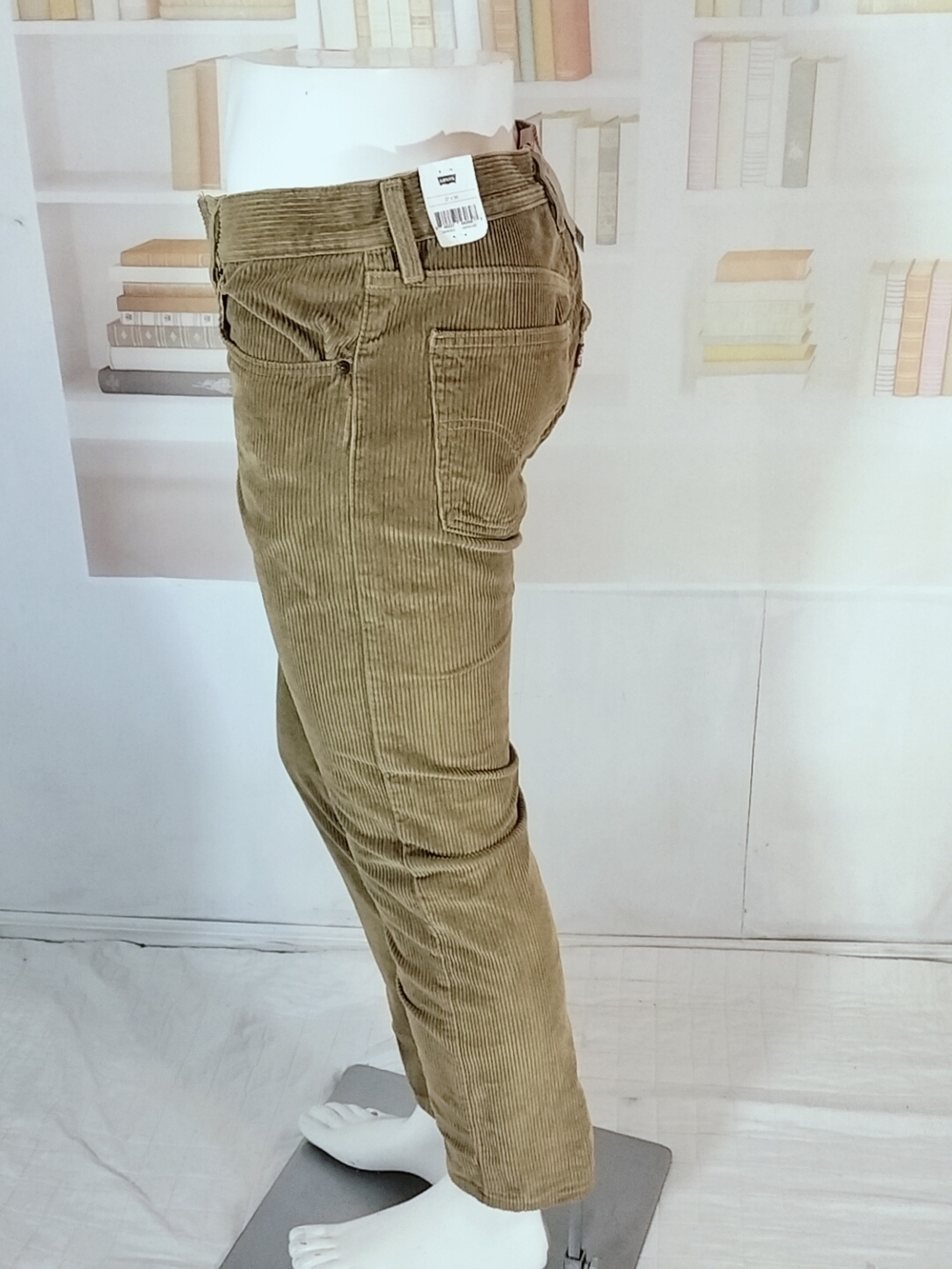 Levi's Men's Corduroy Jeans in Olive Brown - Picture 2 of 5